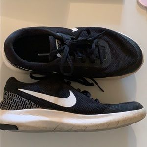 Women’s Nike shoes